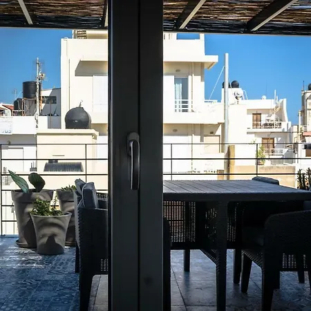 Yasemi Superb Two Floor Apartamento